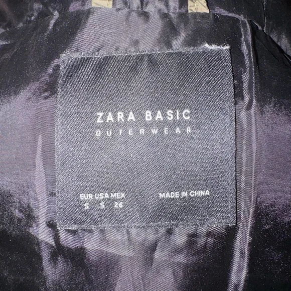 Zara Long Olive Puffer Vest with Hood - Picture 4 of 4